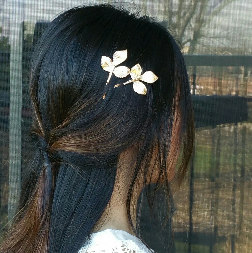 Gold 3 Leaves Wedding Bridesmaid Hair Bobby Pins